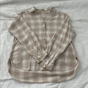 Uniqlo Beige Plaid Button Down Shirt